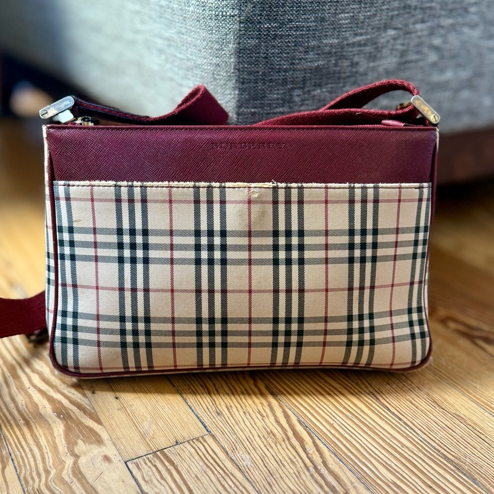 Burberry Canvas Nova Check Shoulder Bag - Picture 12 of 12